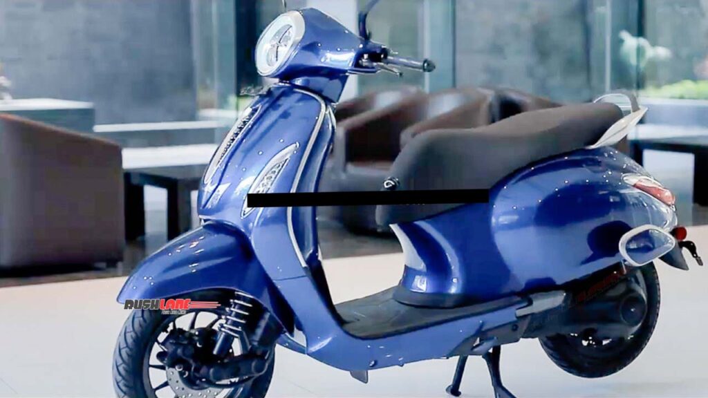 Bajaj Chetak 3202